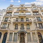 Paris Eiffel Tower - Cityapartmentstay