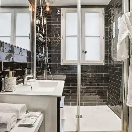 Eiffel Tower - Cityapartmentstay Apartment *